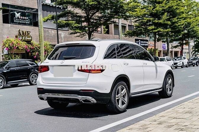 Bán xe GLC200 facelift sx 2021 - 37000 km