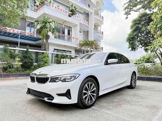 BMW 320i Sport Line