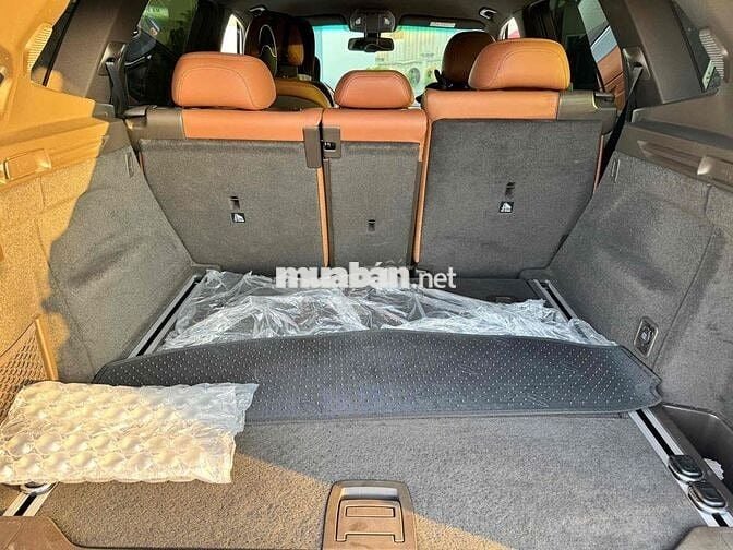 VinFast Lux SA2.0 2020 Premium 2.0 AT - 50000 km