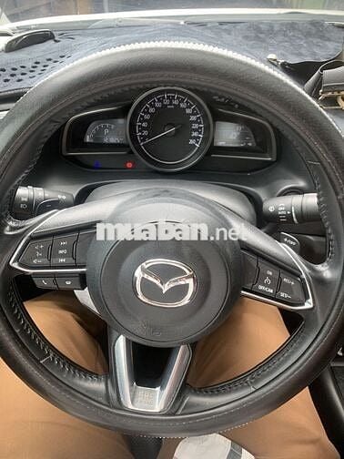 Mazda 3 2019 1.5L Luxury - 121000 km