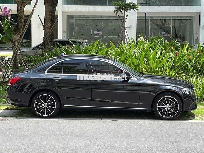 C200 Exclusive 2019  - 36.000miles Zin mới