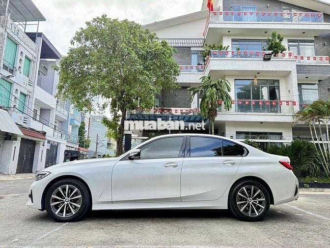 BMW 320i Sport Line