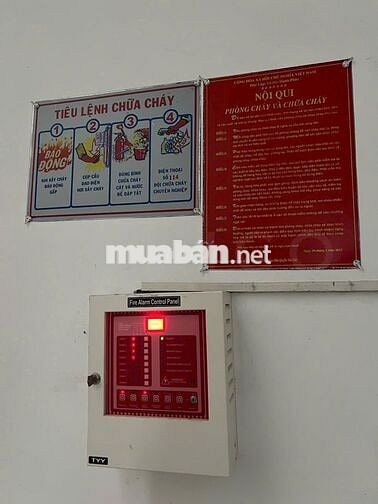 Toà nhà 5 tầng có hệ thống báo cháy tự động, mặt tiền đường 30/4