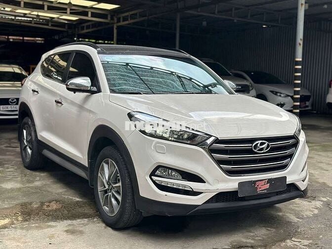 Hyundai Tucson 2018 Đặc Biệt 2.0L,màu trắng,22.000