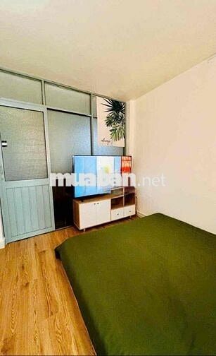 Cho thuê nhà Mới, Đầy đủ NT - Hẻm xe hơi, Nguyễn Trãi Quận 1