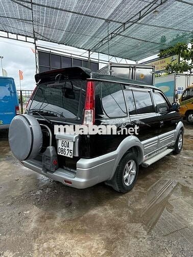 Mitsubishi Jolie 2005 gần máy ngon. màn hình.