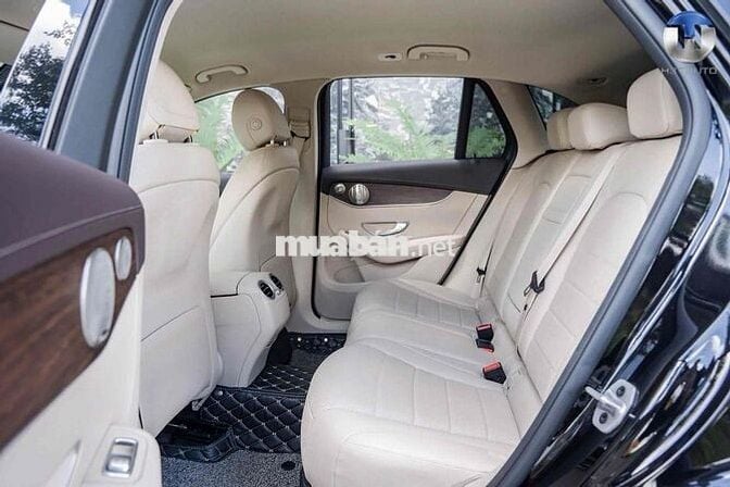 Mercedes Benz GLC  200 4Matic - Model 2023 V1