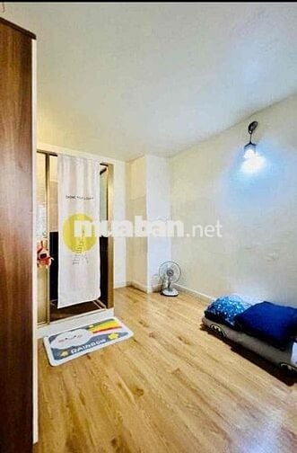 Cho thuê nhà Mới, Đầy đủ NT - Hẻm xe hơi, Nguyễn Trãi Quận 1