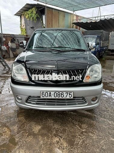 Mitsubishi Jolie 2005 gần máy ngon. màn hình.