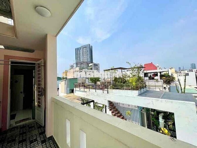 BÁN NHÀ-  Q1 - NGUYỄN CƯ TRINH - 5 TẦNG - SÂN THƯỢNG - 6PN (TL)