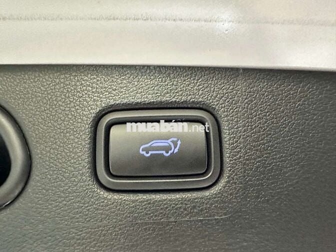 Hyundai Tucson 2018 Đặc Biệt 2.0L,màu trắng,22.000