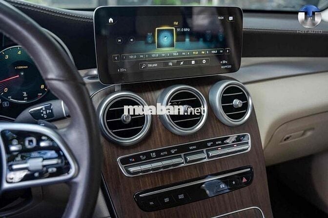 Mercedes Benz GLC  200 4Matic - Model 2023 V1