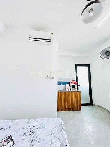 🏡CĂN HỘ DỊCH VỤ FULL NỘI THẤT KẾ BÊN TRƯỜNG ĐẠI HỌC NGUYỄN TẤT THÀNH