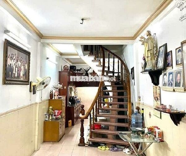 Bán nhà mặt phố Nguyễn Văn Nghi GV, 4 tầng, 3.6x25. Giá 12.6 tỷ cònbớt