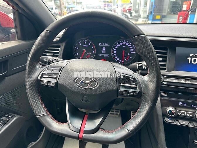 Hyundai Elantra 2021 1.6 AT Sport Chuẩn 28000 km