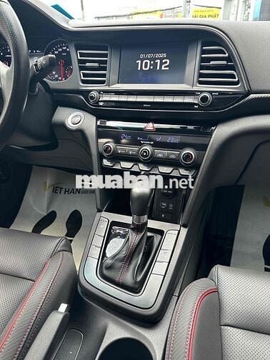 Hyundai Elantra 2021 1.6 AT Sport Chuẩn 28000 km