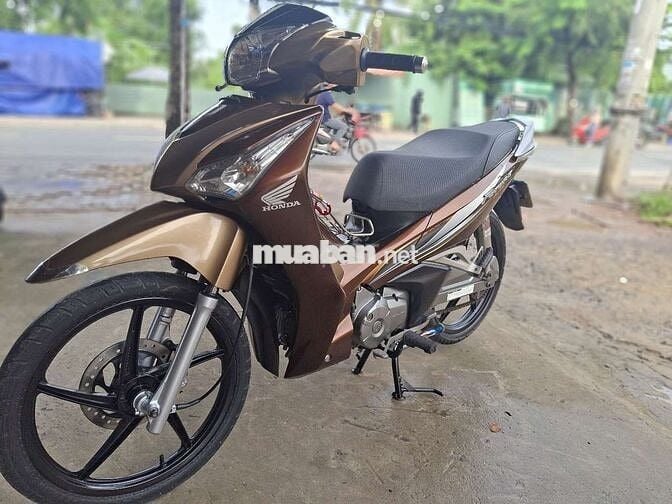 HONDA FUTTURE. Đk 2015. Bs 62 cavet đầy đủ