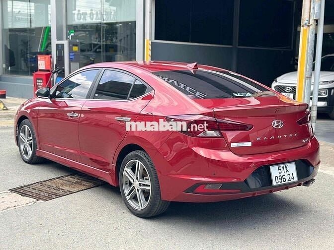 Hyundai Elantra 2021 1.6 AT Sport Chuẩn 28000 km