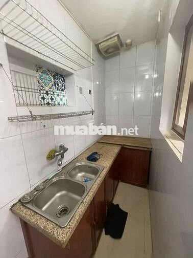 Cần bán gấp, xả lỗ căn tập thể tầng 1 đường kim giang