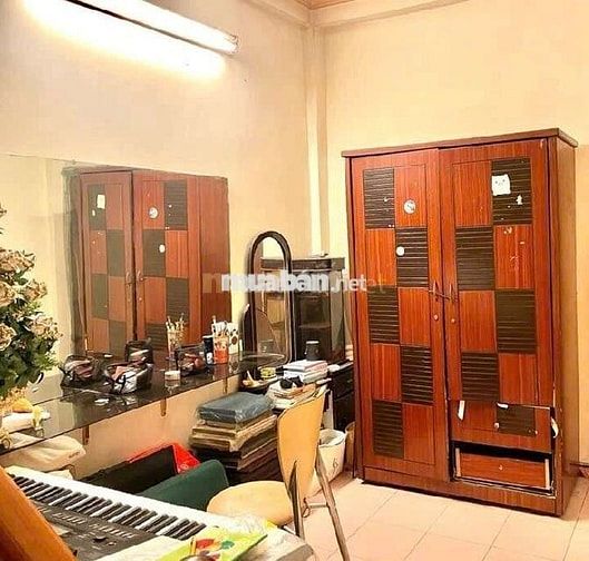 Bán nhà mặt phố Nguyễn Văn Nghi GV, 4 tầng, 3.6x25. Giá 12.6 tỷ cònbớt