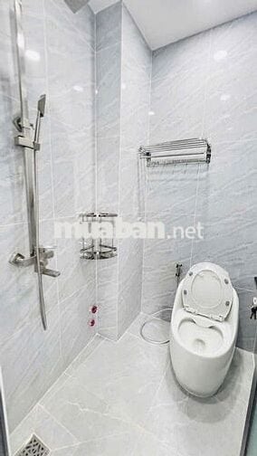 CHÍNH CHỦ CẦN BÁN NHÀ 3 TẦNG, 6X10M, SỔ HỒNG RIÊNG, CÓ THANG MÁY 450Kg