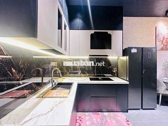 Nhà Đẹp 4PN - Nguyễn Văn Linh - 22 triệu
