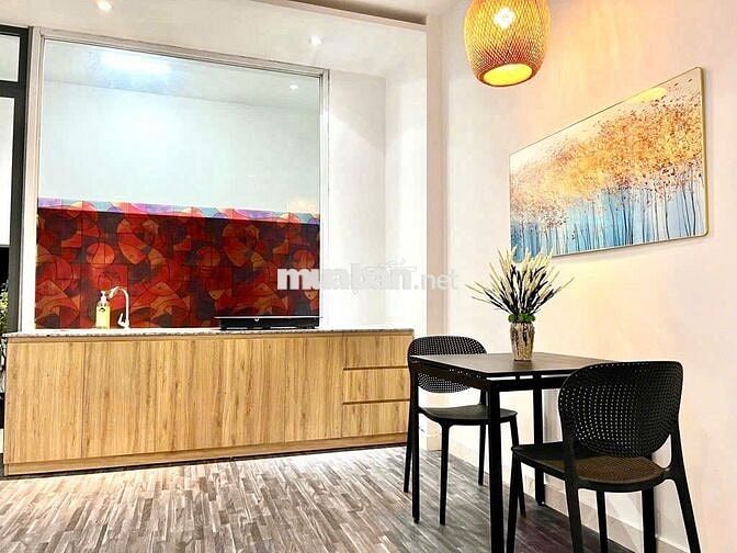 BIỆT THỰ 154m2 8PN 8WC CÓ HẦM Ô TÔ DÒNG TIỀN CHO. HUÊ ỔN ĐỊNH