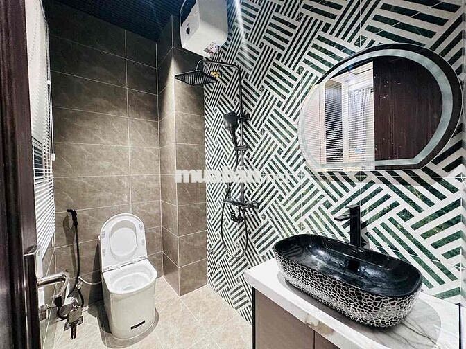 Nhà Đẹp 4PN - Nguyễn Văn Linh - 22 triệu