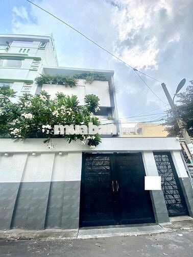 BIỆT THỰ 154m2 8PN 8WC CÓ HẦM Ô TÔ DÒNG TIỀN CHO. HUÊ ỔN ĐỊNH