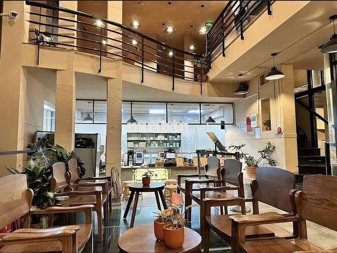 Cho thuê biệt thự 193 Điện Biên Phủ, P.15, BìnhThạnh-Diện tích:15mx30m