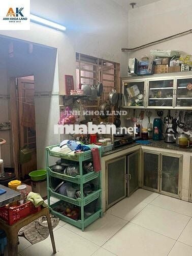 kẹt tiền bán gấp căn nhà đường số 6. DT 80m2 , SHR công chứng nhanh