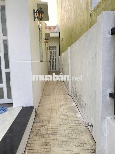 Cần bán gấp căn nhà ở Đ. Số 28 , Tân Thông Hội 97m2 - SHR - giá 835tr