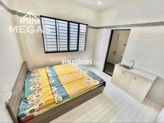 Studio Cửa Sổ Trời Sẵn Nội Thất Ngay Mặt Tiền Đường Vành Đai Trong
