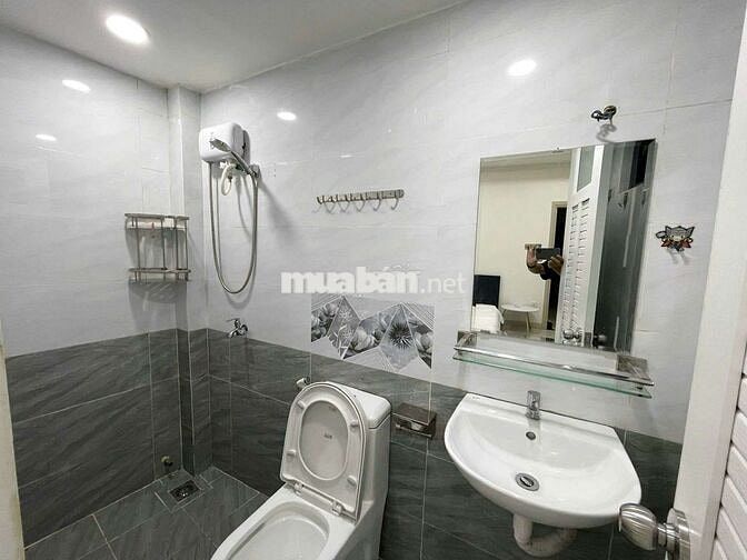 CHDV STUDIO CỬA SỔ FULL NT - GIẶT SẤY QUẬN 10 GIÁP Q1, Q3 GIÁ RẺ