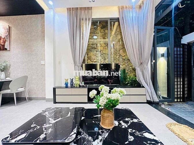 Nhà Đẹp 4PN - Nguyễn Văn Linh - 22 triệu