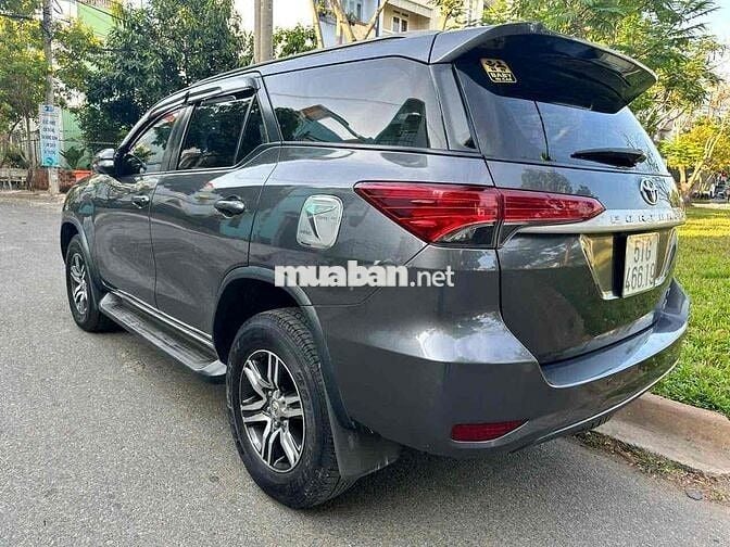 Toyota Fortuner 2017 - 100000 km