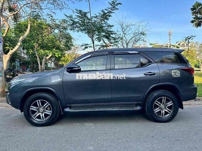 Toyota Fortuner 2017 - 100000 km