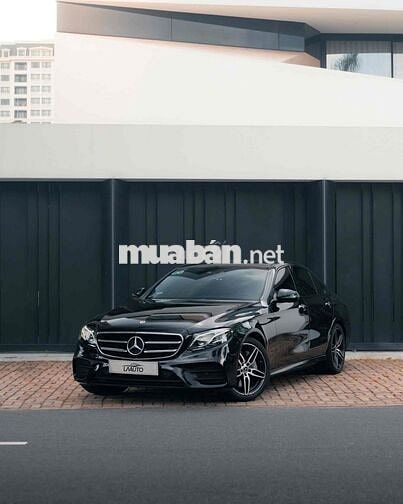 Mercedes- Benz E300 AMG Đklđ 2020- Trả trước 400Tr