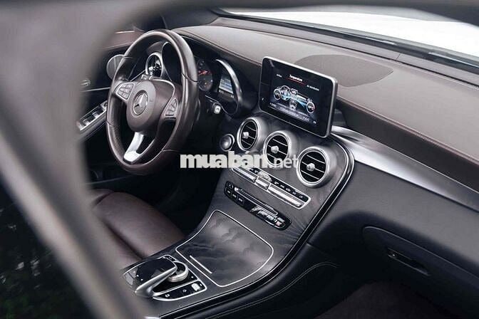 Mercedes GLC300 4Matic Đklđ 2019- Trả trước 350