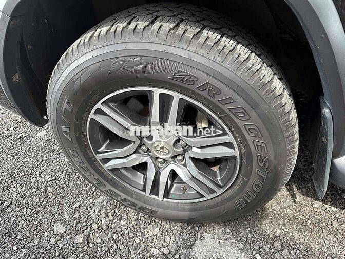 Toyota Fortuner 2020 2.7V 4x2 AT - 85000 km
