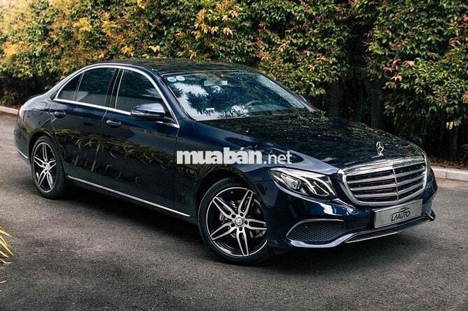 Mercedes- Benz E200 Đklđ 2017 - trả trước 350tr