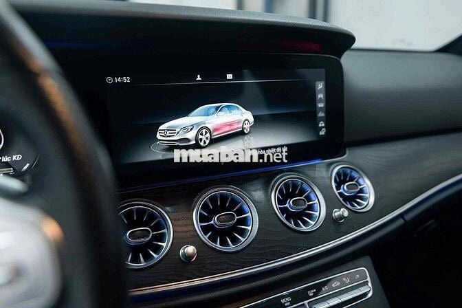 Mercedes- Benz E200 Sport Đklđ 2020- trả trước 350