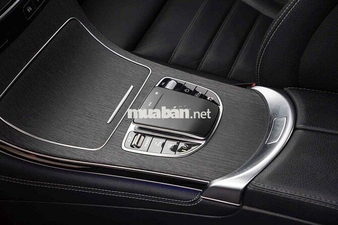 LONG ANH AUTO về MERCEDES GLC 300 model 2020 👍