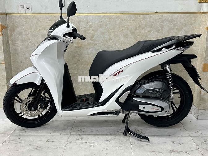 SH 125 mua 10-2024 trắng đen mới 99% 43AE