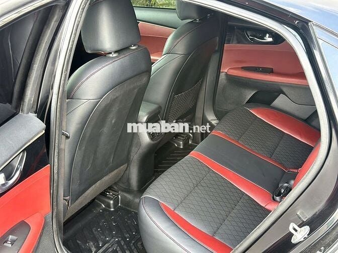 Kia Cerato đăng kí 2022 số tự động màu đen