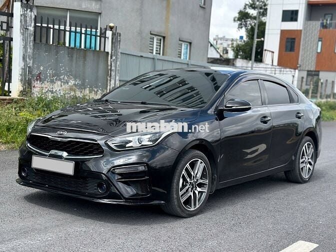 Kia Cerato đăng kí 2022 số tự động màu đen