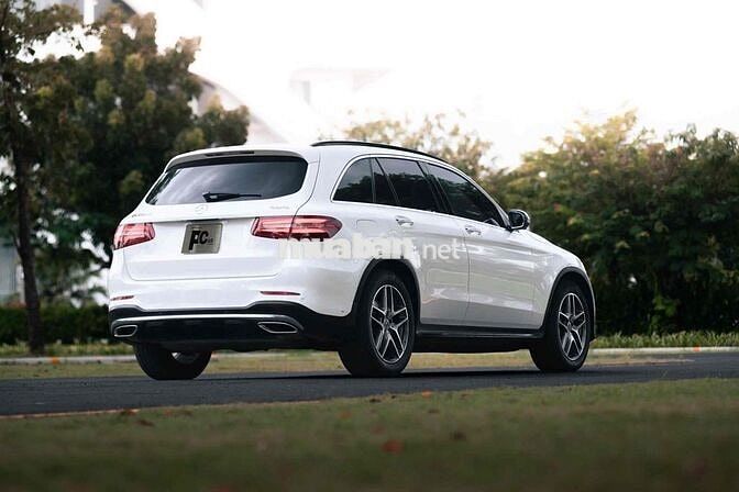 Mercedes GLC300 4Matic Đklđ 2019- Trả trước 350
