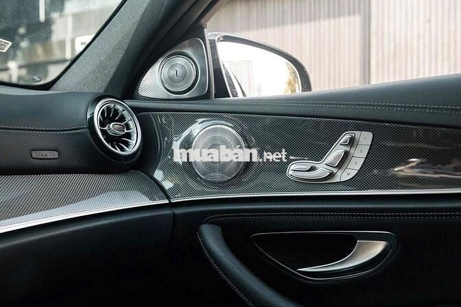 Mercedes E300 AMG - ĐKLĐ 2020 - 1 chủ