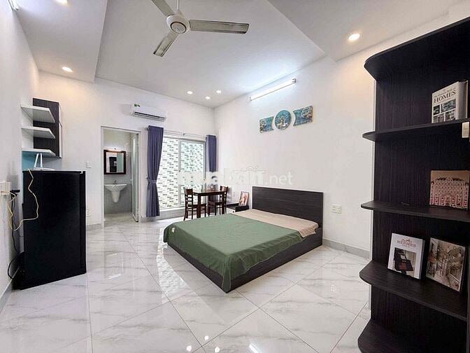 CĂN HỘ FULL NỘI THẤT CỬA SỔ TO ĐÓN NẮNG