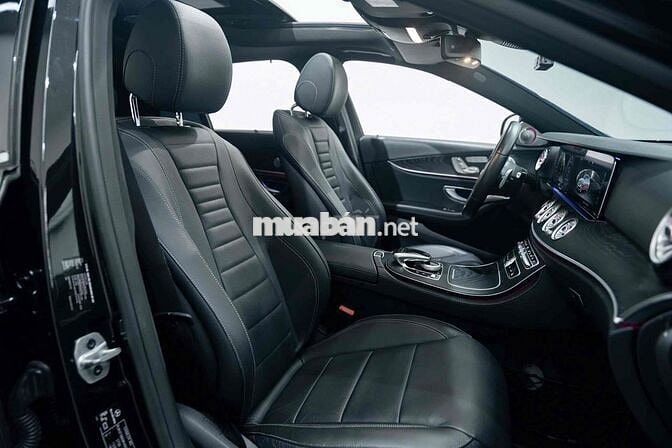 Mercedes- Benz E200 Sport Đklđ 2020- trả trước 350